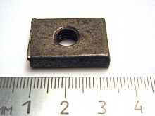 Гайка М8х1,25 пластина крепления сидения