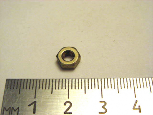 Гайка М4 простая (100)