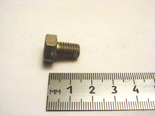 Болт М8х12 шкива помпы  (50)